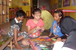 sentra kriya rumah pintar kembar